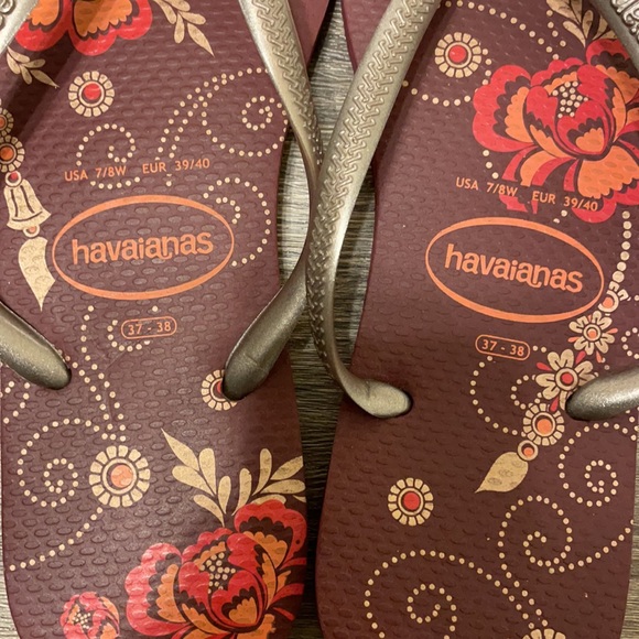 Havaianas Flip Flops Size 7/8 - Picture 2 of 4